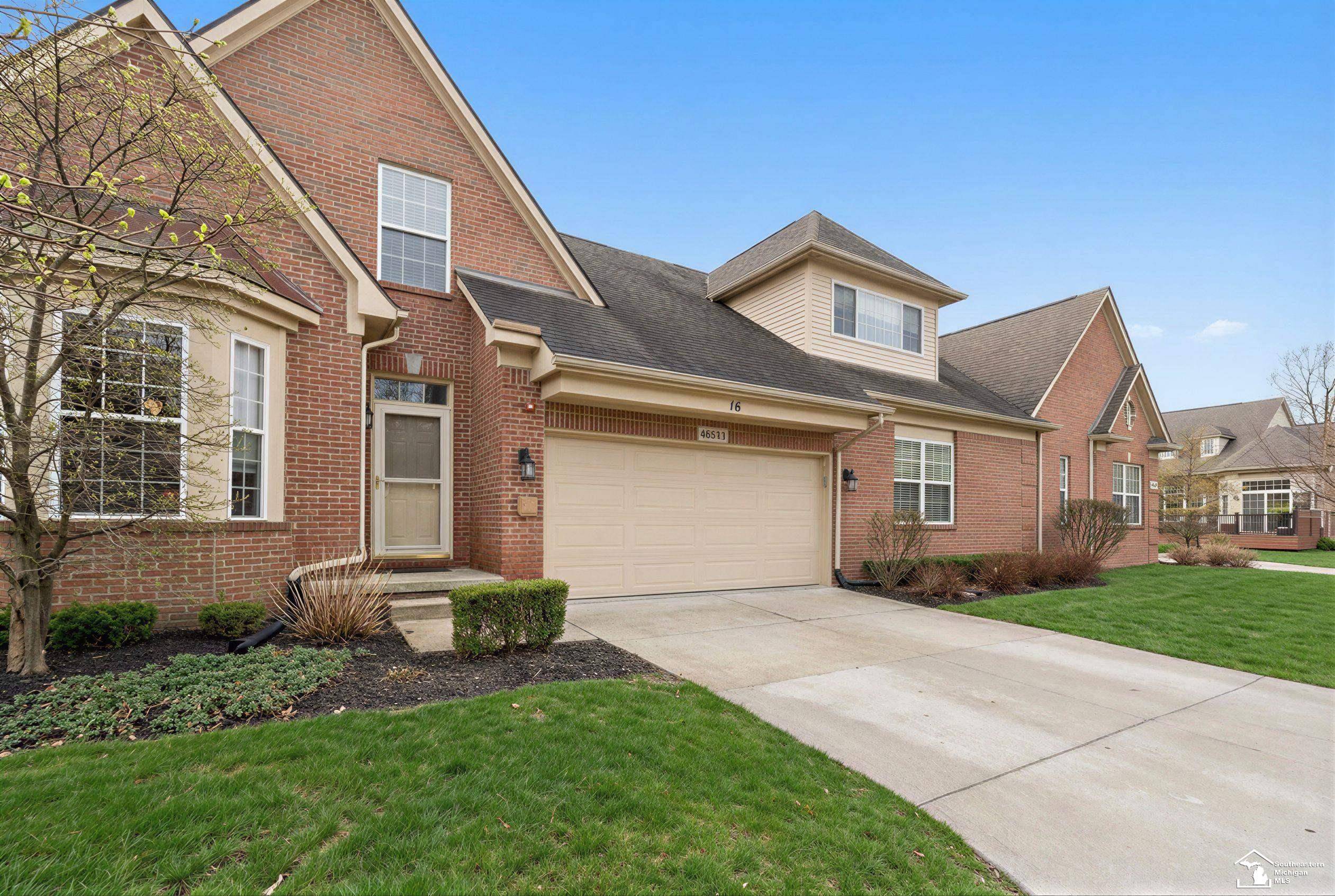 48551 Oak Bridge, Canton Twp, MI 48188