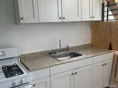 2919 GLENDALE ST, Detroit, MI 48238