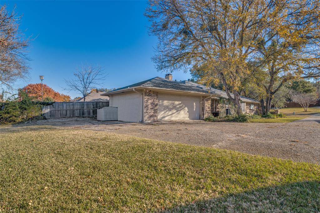 1405 Carriage Lane, Garland, TX 75043