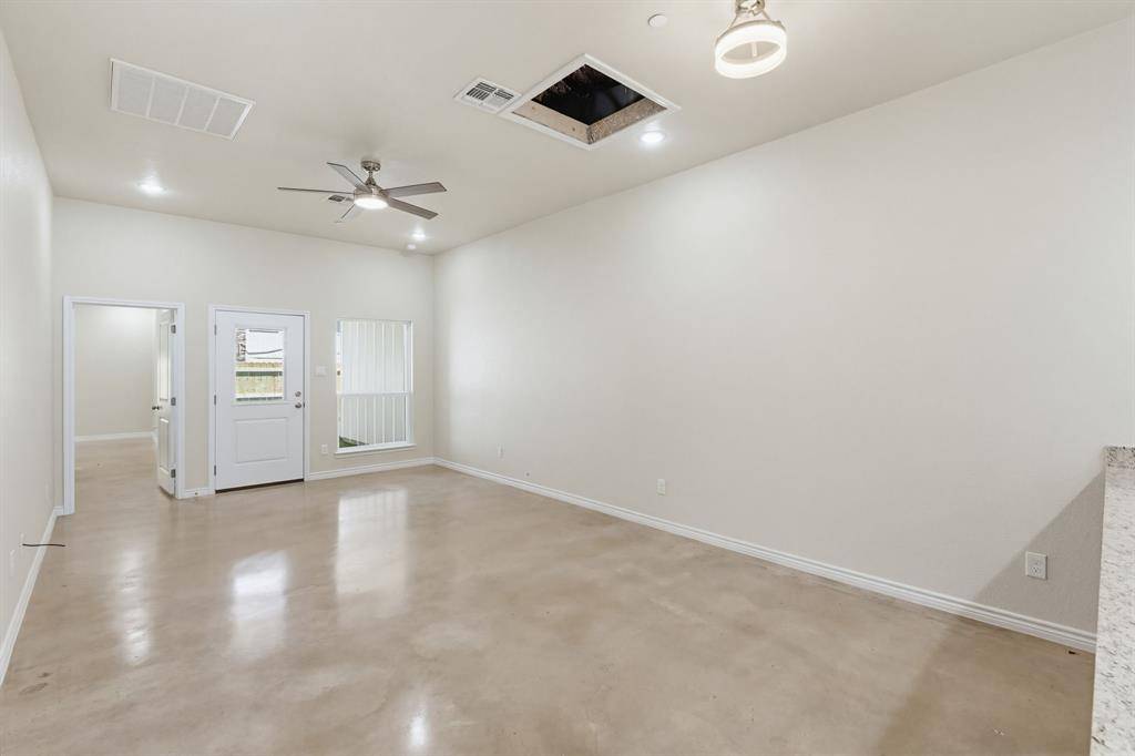 410 W Avenue C, Copperas Cove, TX 76522