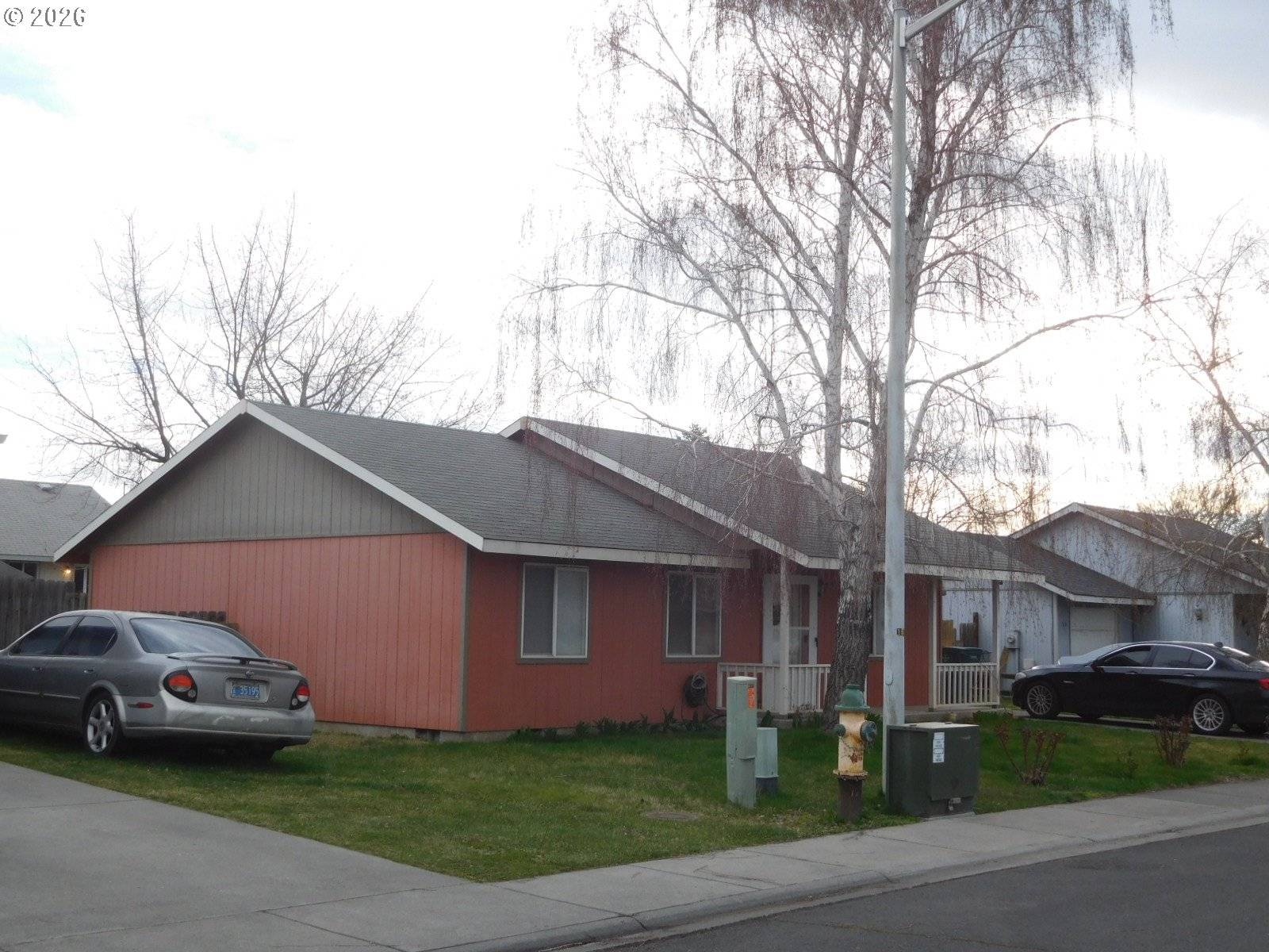 180 NE 15TH AVE, Milton Freewater, OR 97862