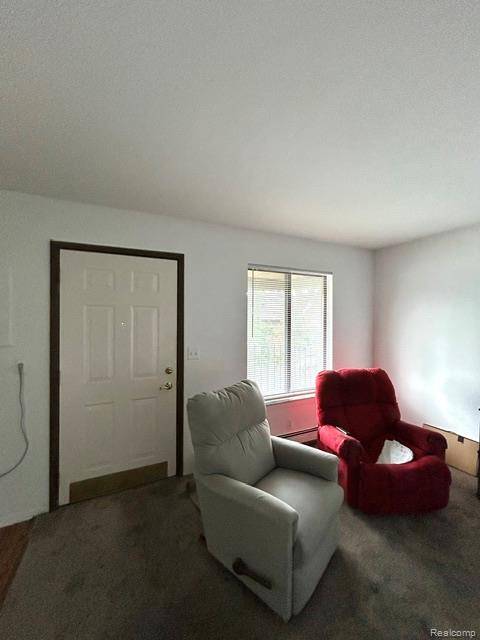 30446 Utica RD #4, Roseville, MI 48066