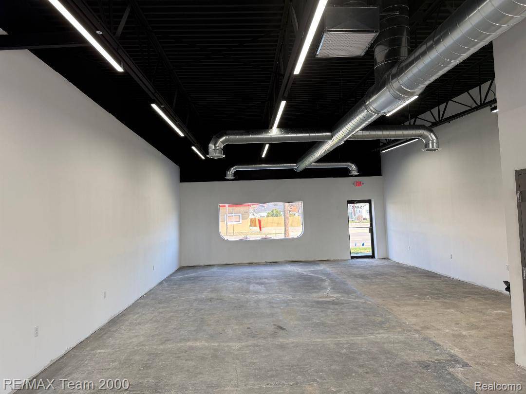 13655 Northline RD, Southgate, MI 48195