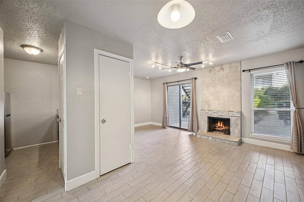 1503 N Garrett Avenue #111, Dallas, TX 75206