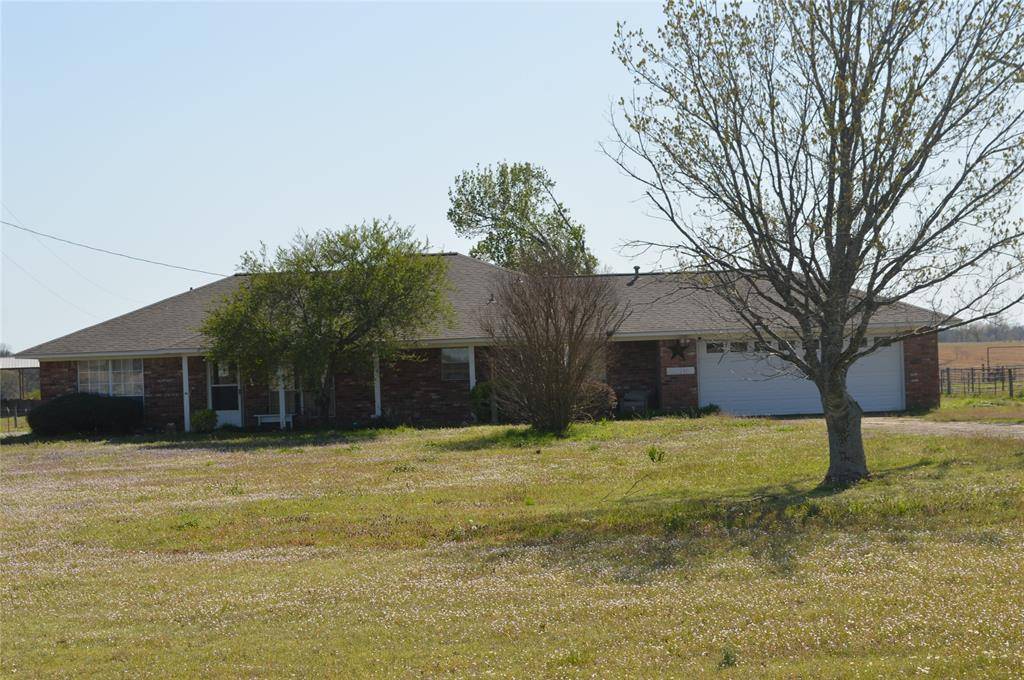 17293 US Highway 82 W, Avery, TX 75554