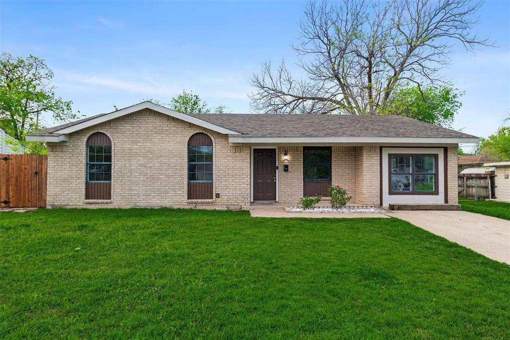 2605 Laurel Street, Grand Prairie, TX 75050