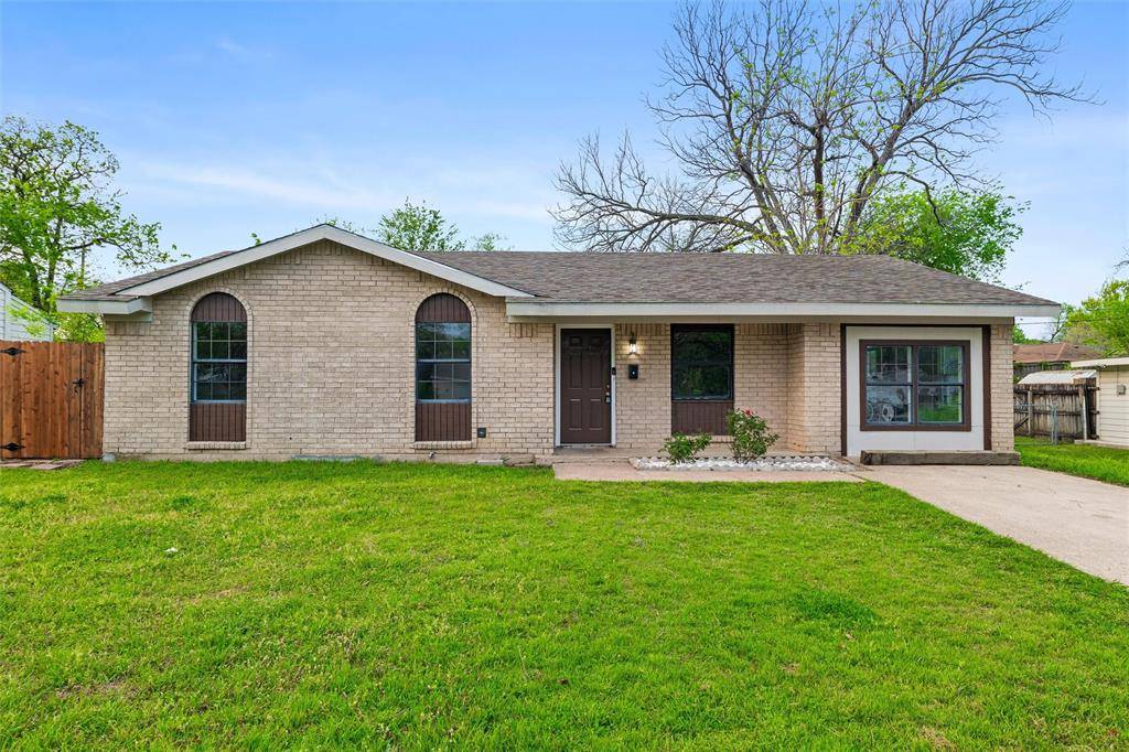 2605 Laurel Street, Grand Prairie, TX 75050