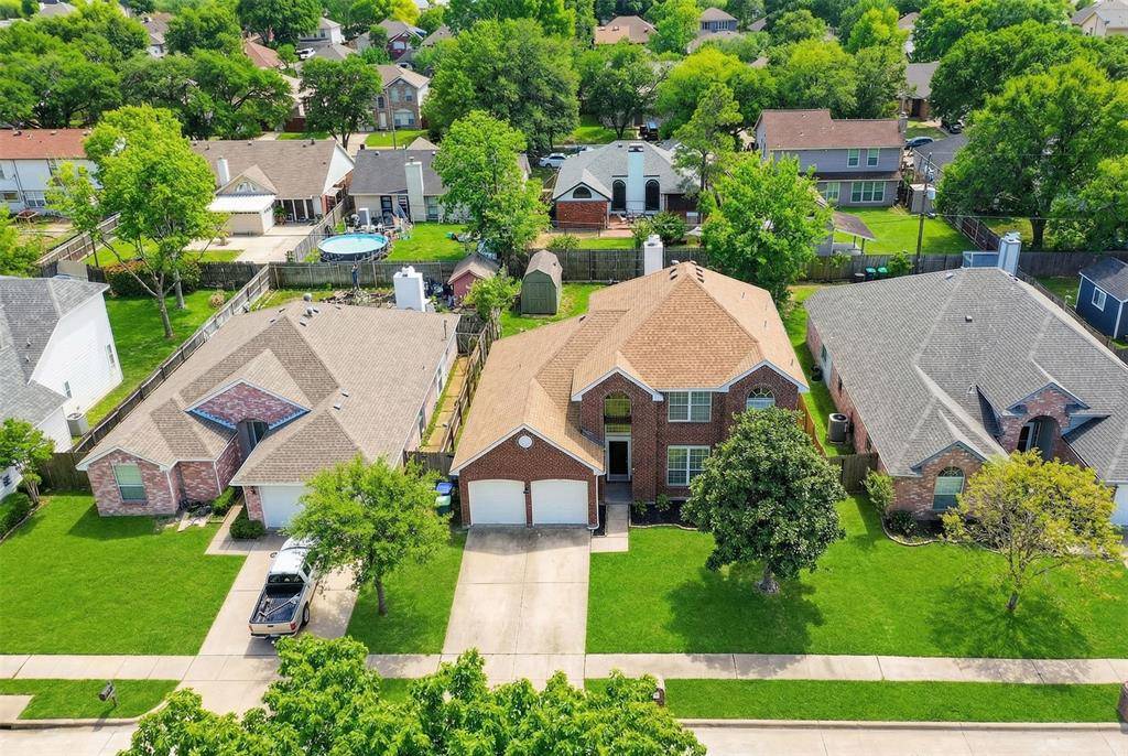 2306 Edinburgh Street, Arlington, TX 76018