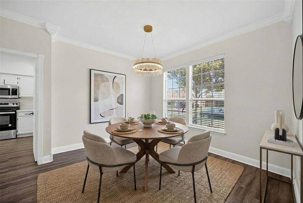 2306 Edinburgh Street, Arlington, TX 76018