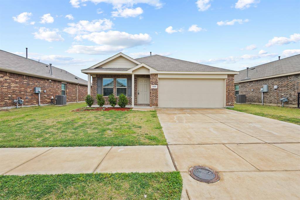 2604 Spring Time Drive, Ennis, TX 75119