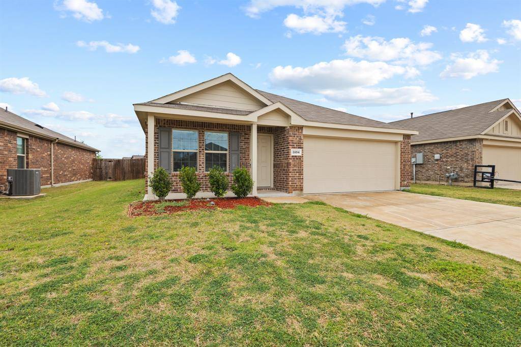 2604 Spring Time Drive, Ennis, TX 75119