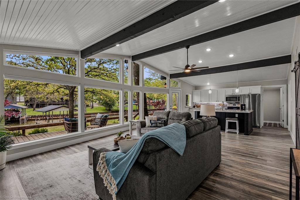 2516 Wildwood Way, Tool, TX 75143