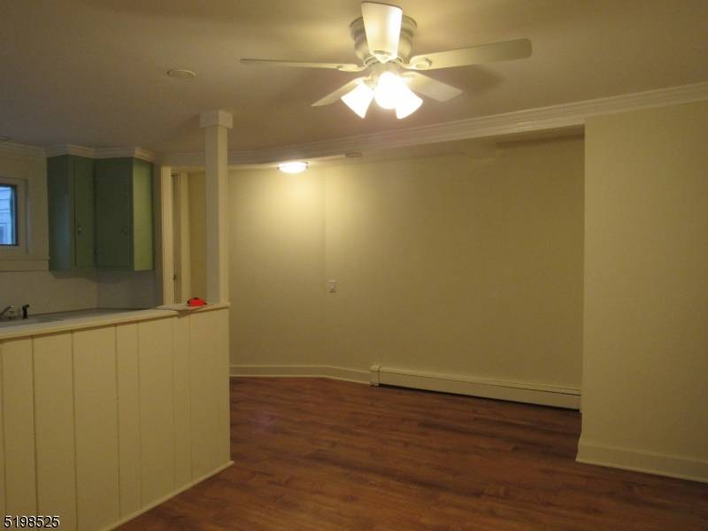 49A Bridge St, Frenchtown Boro, NJ 08825
