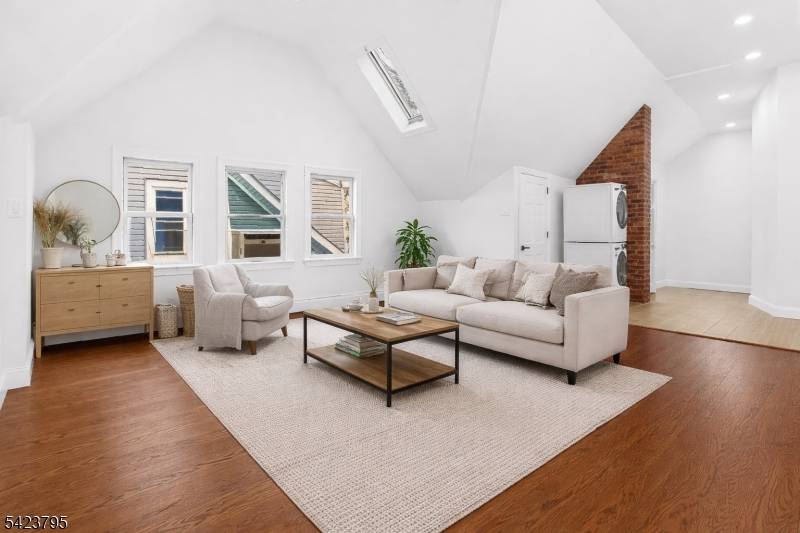 55 Homestead Park #3, Newark City, NJ 07108