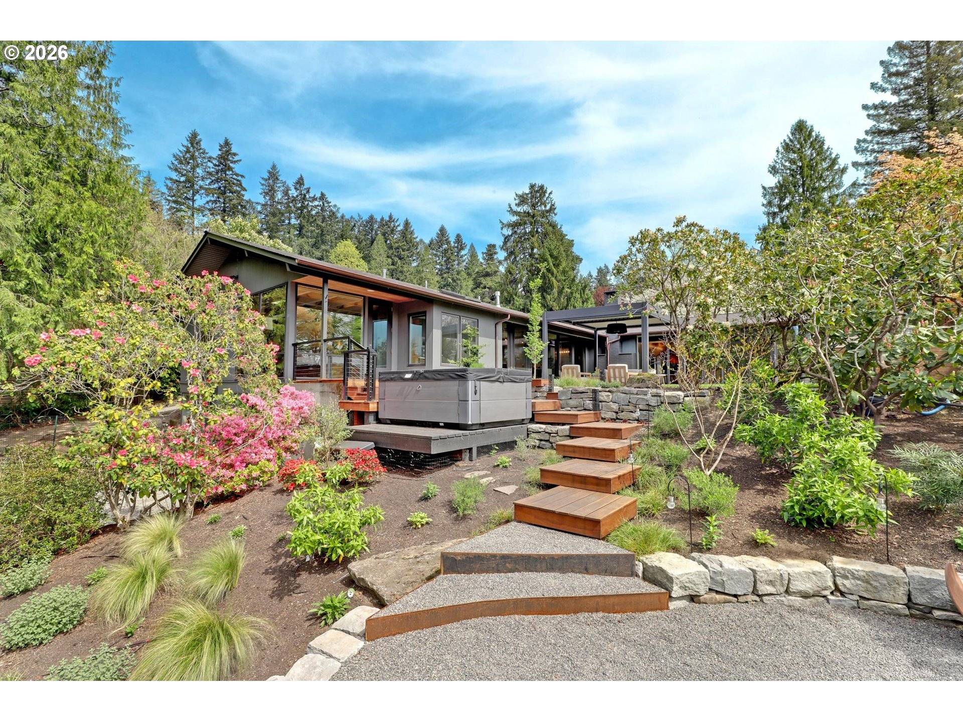 3619 SW 50TH AVE, Portland, OR 97221