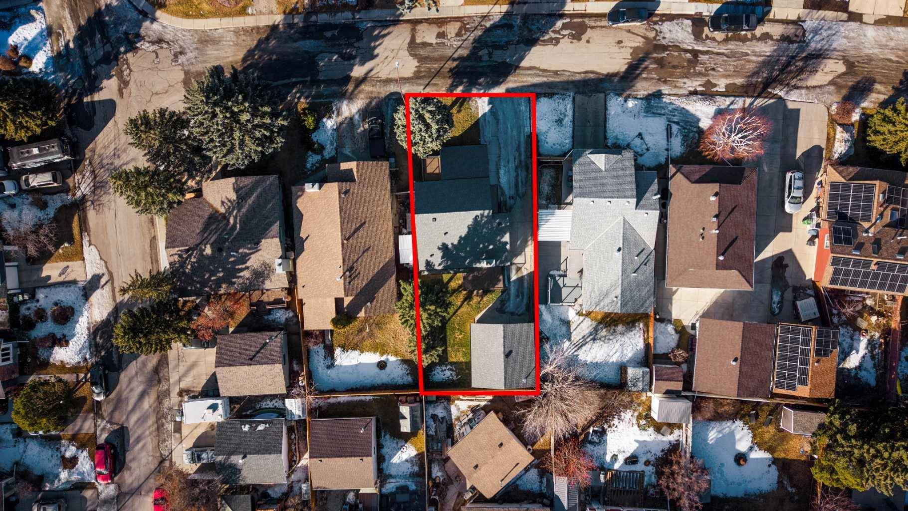 116 Deer Run Close SE, Calgary, AB T2J 5P5