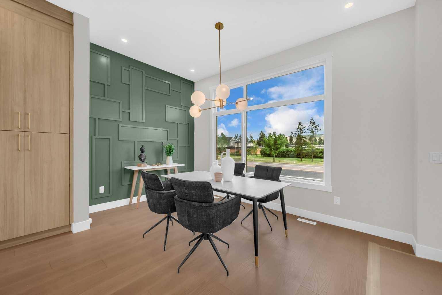 8114 Bowness RD NW, Calgary, AB T3B 0H6