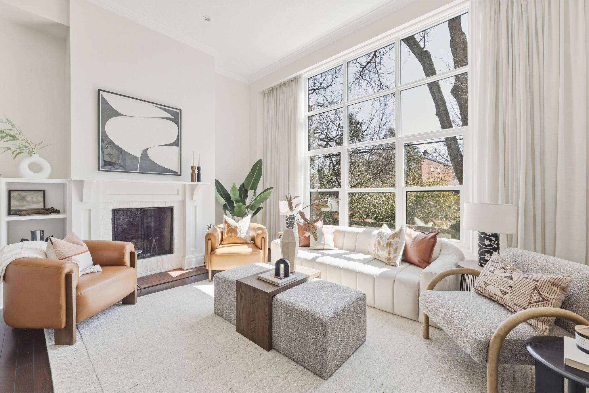 525 Balliol ST #7, Toronto C10, ON M4S 1E1