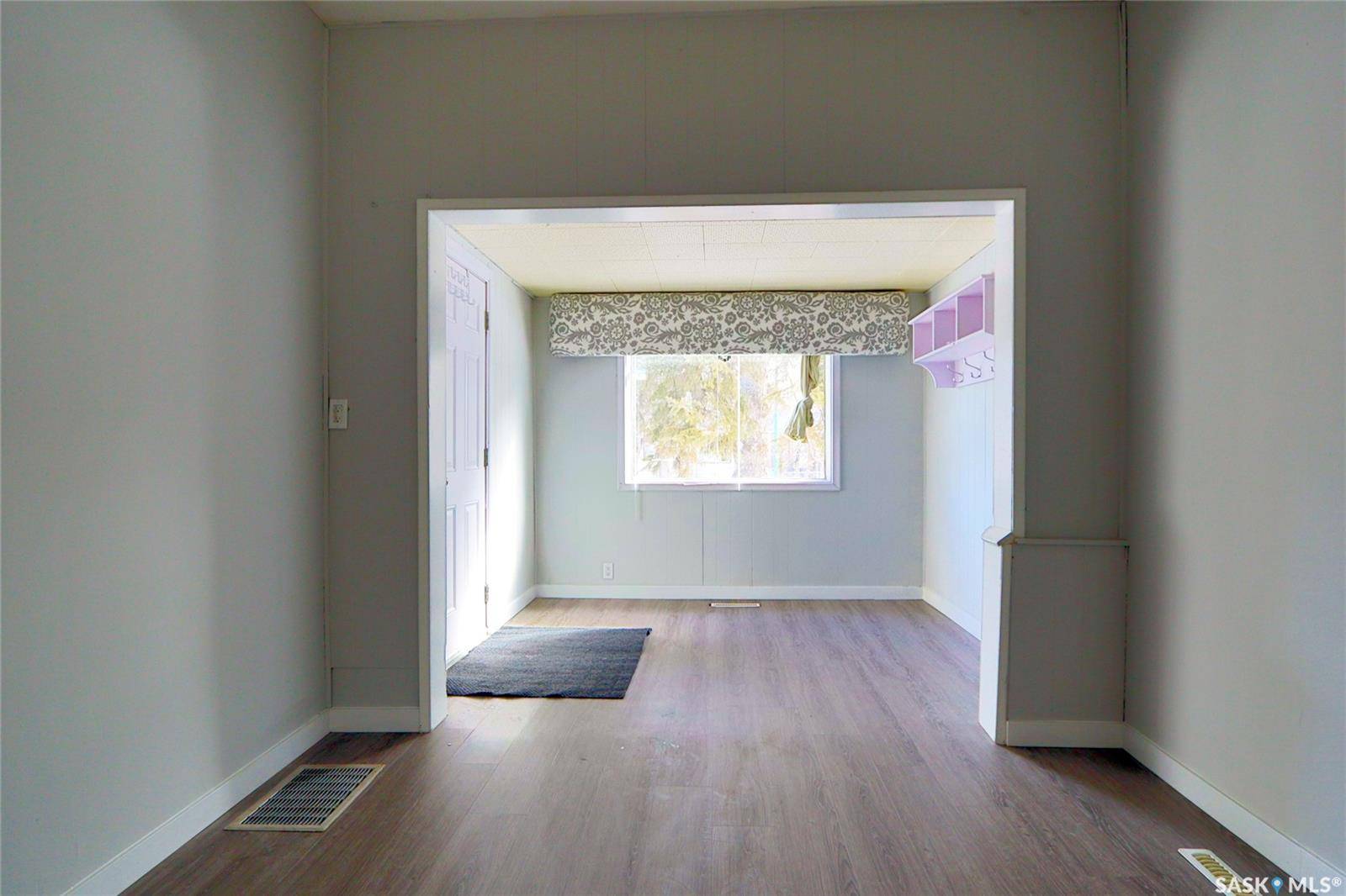 1112 Montague STREET, Regina, SK S4T 7V9