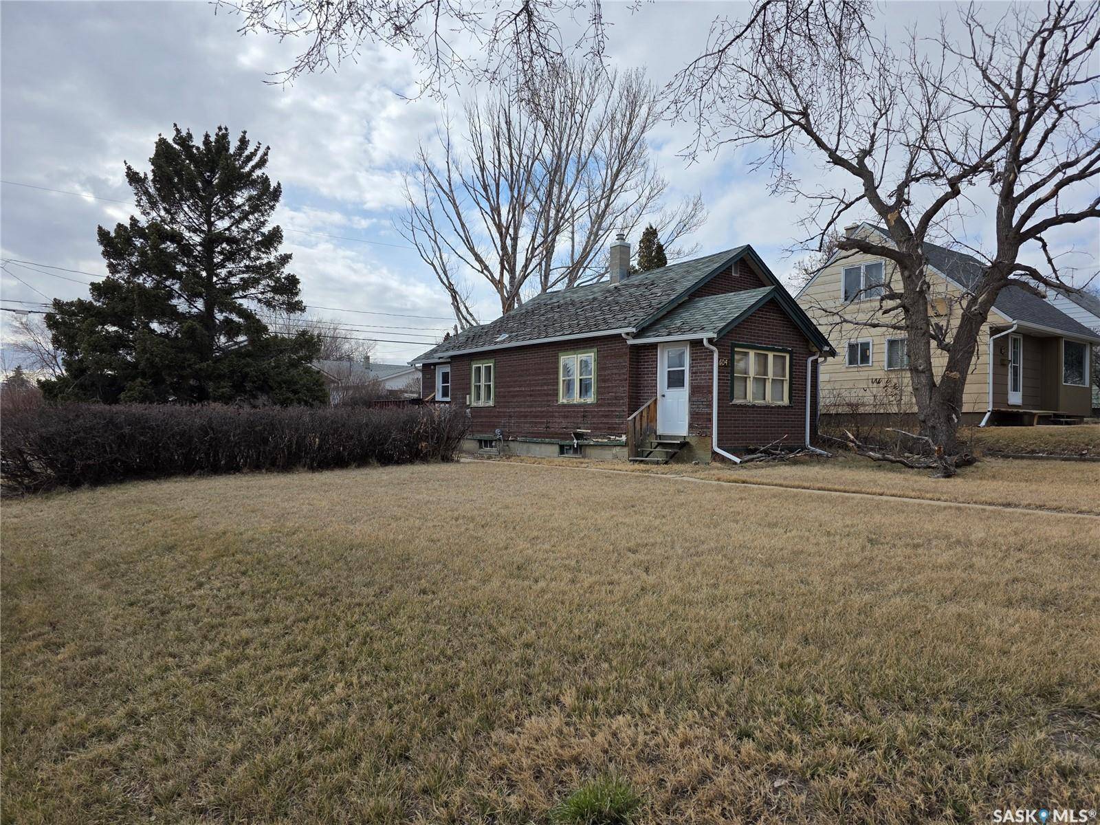604 3rd AVENUE NW, Swift Current, SK S9H 0S9