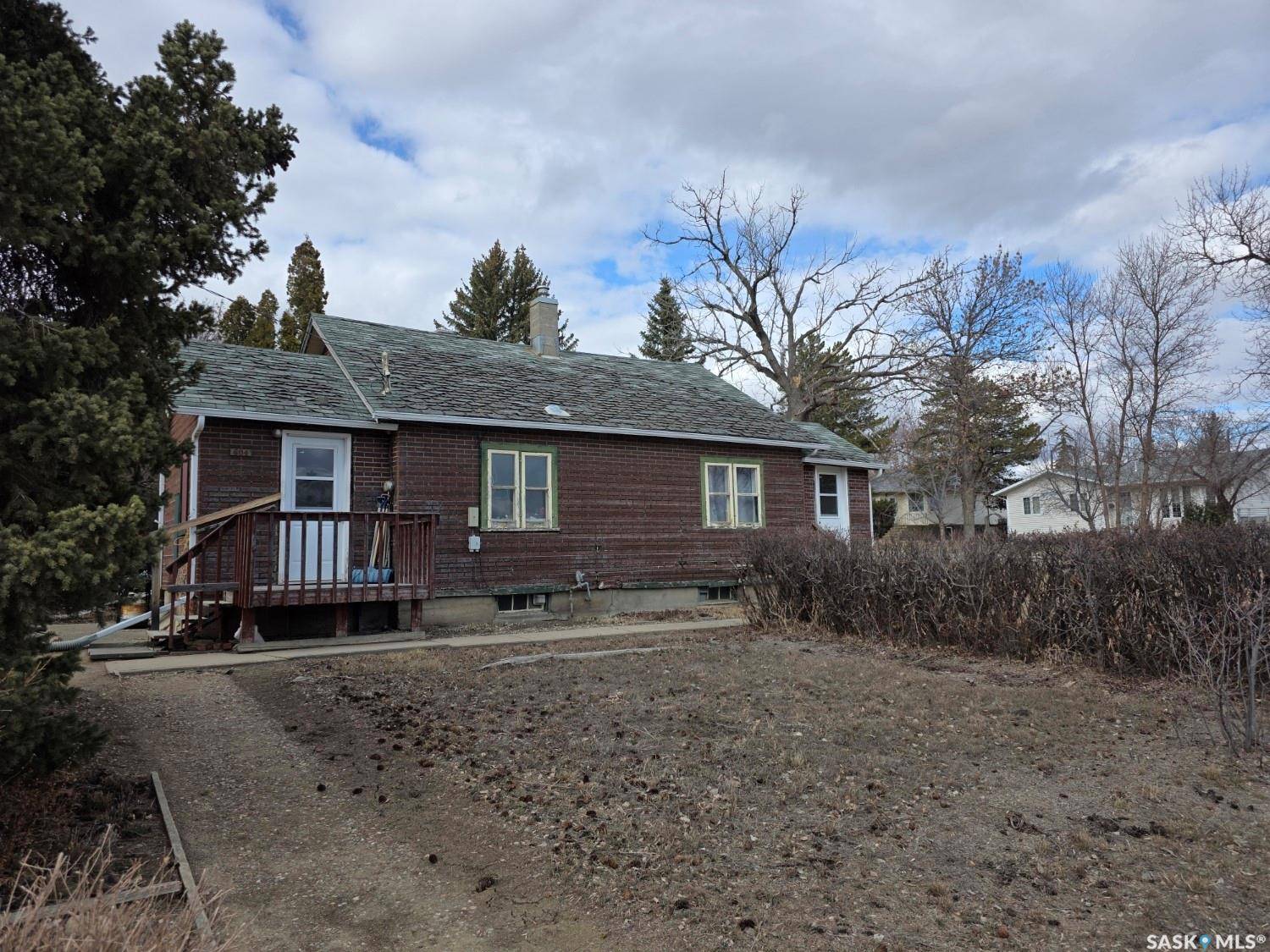 604 3rd AVENUE NW, Swift Current, SK S9H 0S9