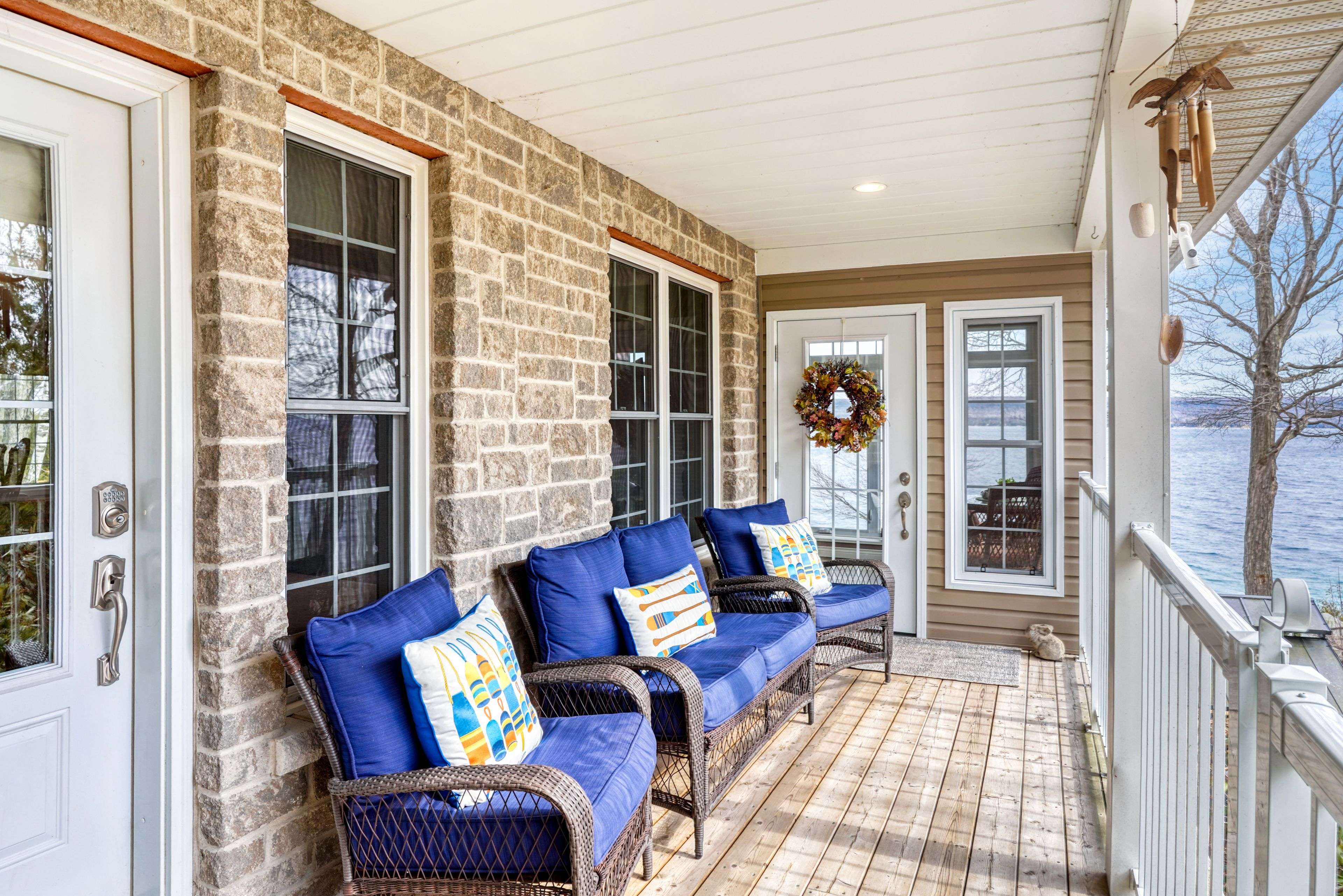 2 2nd AVE, South Bruce Peninsula, ON N0H 2T0