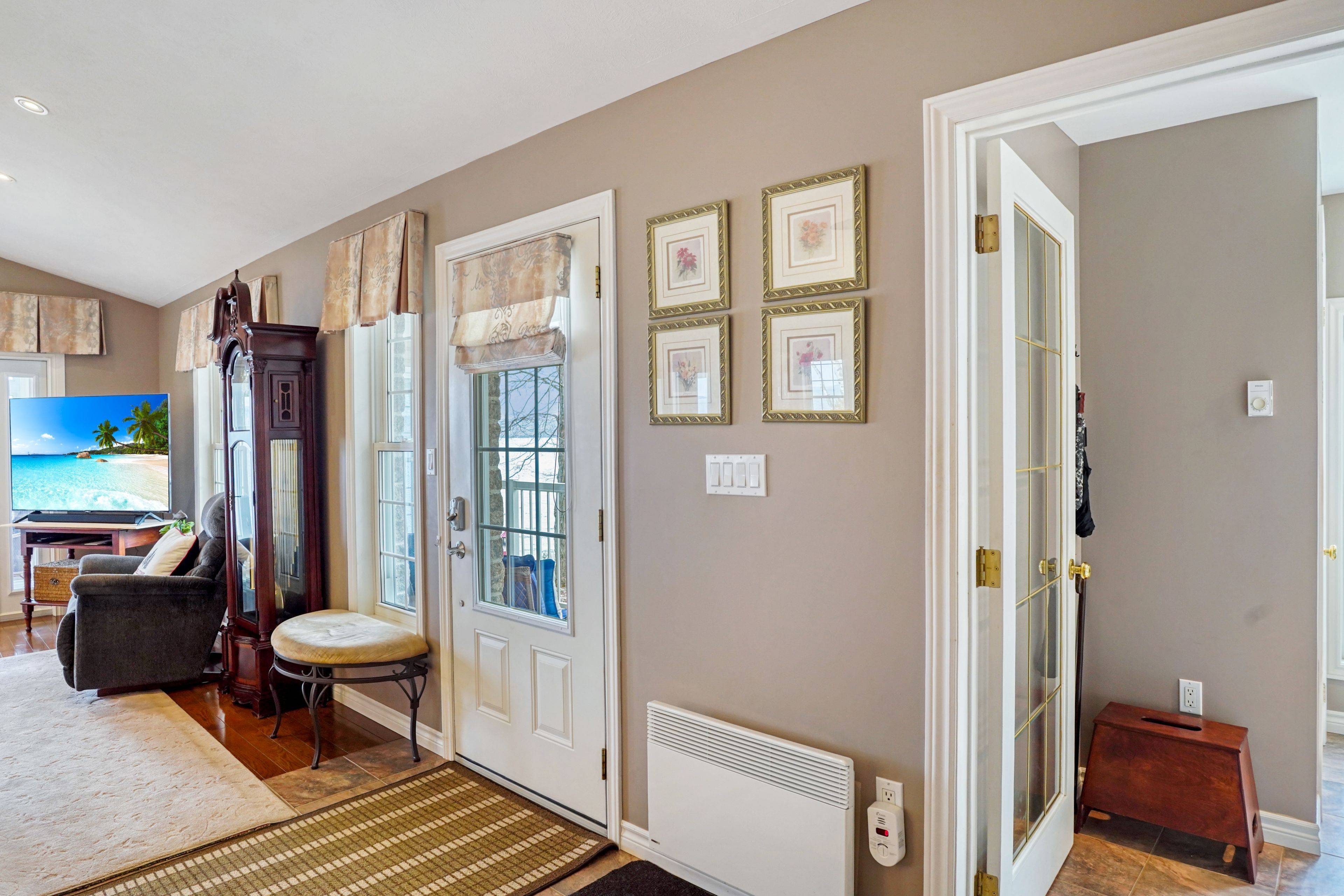 2 2nd AVE, South Bruce Peninsula, ON N0H 2T0