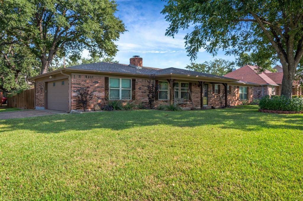 5710 Cortez Drive, De Cordova, TX 76049