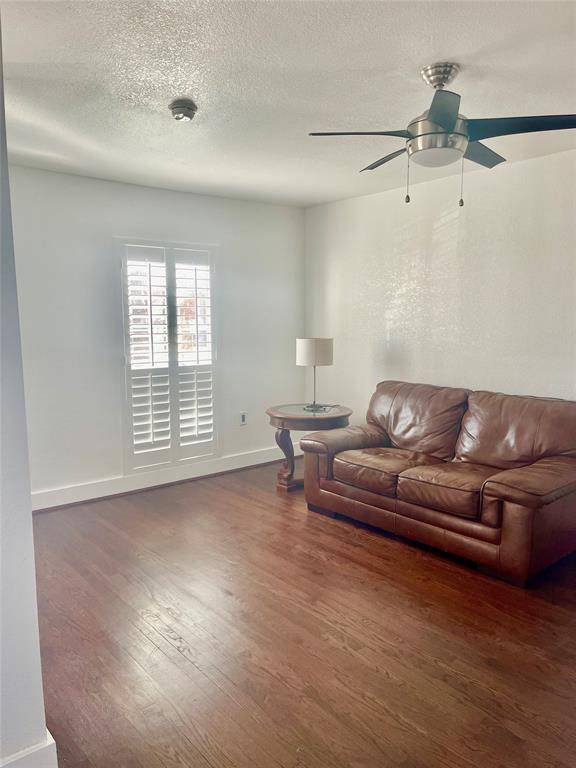 1413 S Waverly Drive, Dallas, TX 75208