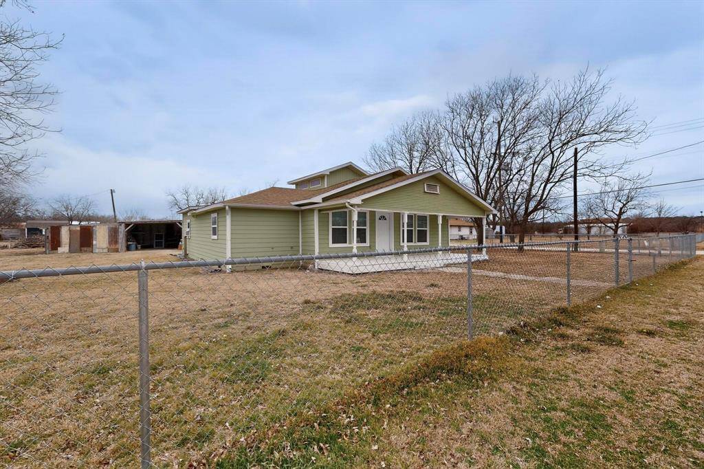 400 S Oak Street, Ranger, TX 76470
