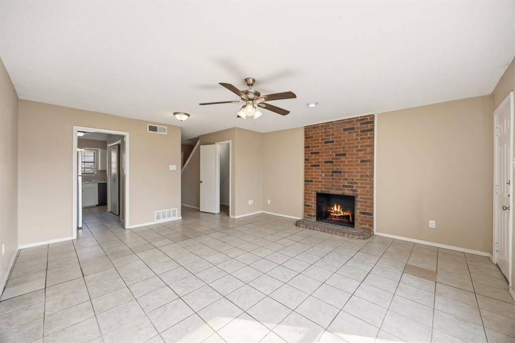 1006 Bland Drive #1012, Arlington, TX 76010