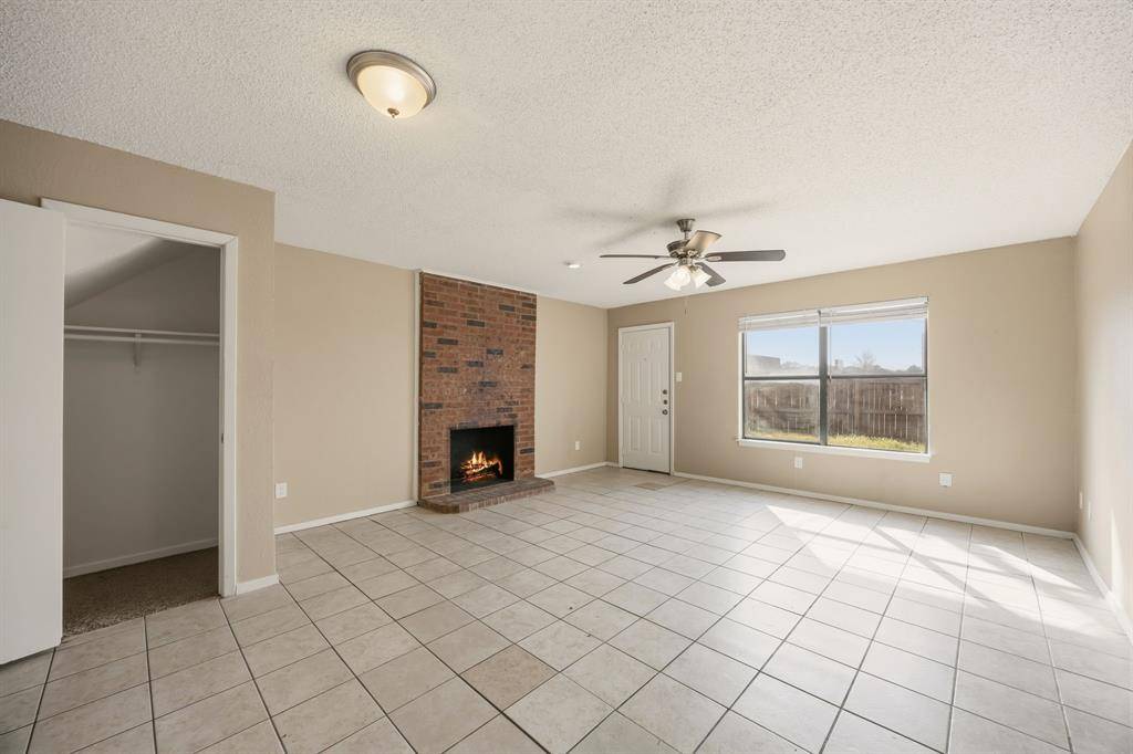 1006 Bland Drive #1012, Arlington, TX 76010