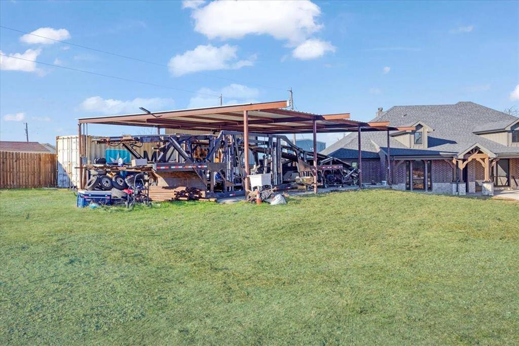 920 Oil Mill Road, Van Alstyne, TX 75495