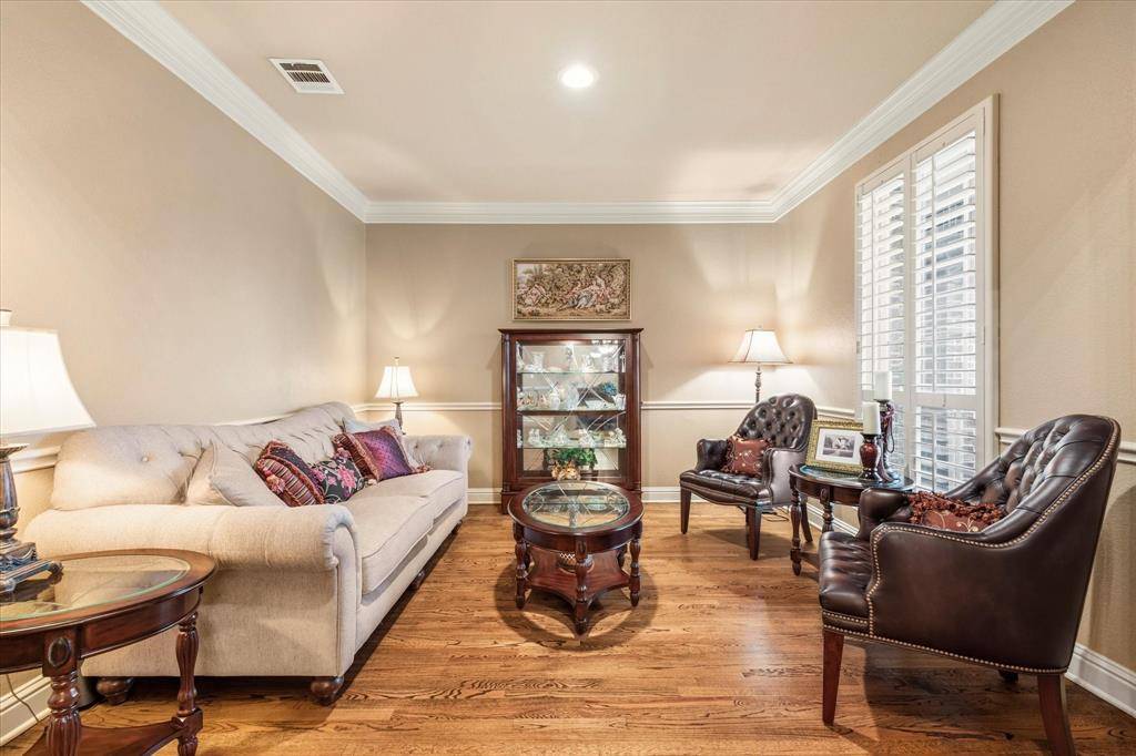 2200 Roadrunner Drive, Flower Mound, TX 75022