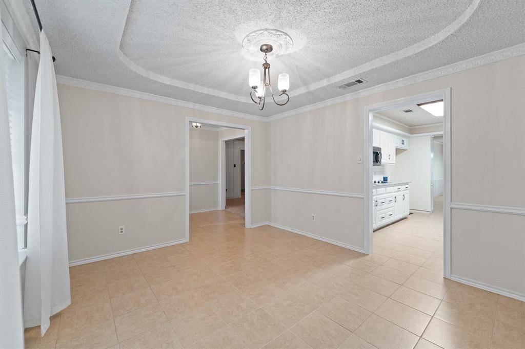 5407 Overridge Drive, Arlington, TX 76017