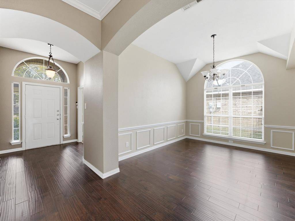 3516 Heatherbrook Drive, Arlington, TX 76001