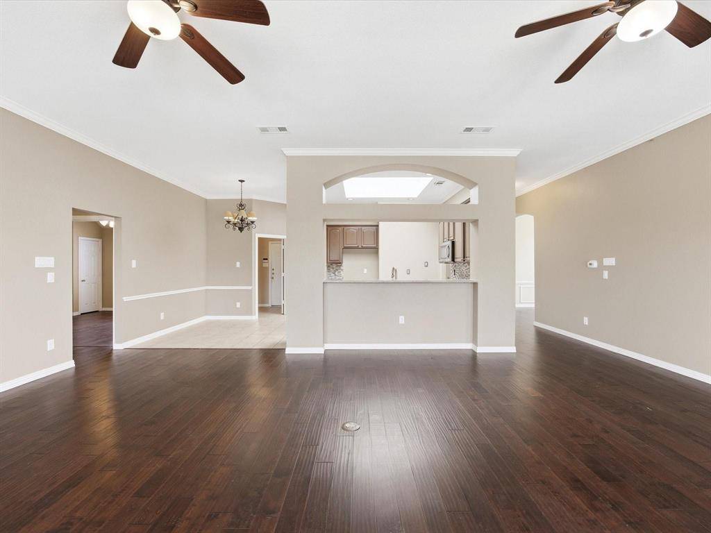 3516 Heatherbrook Drive, Arlington, TX 76001