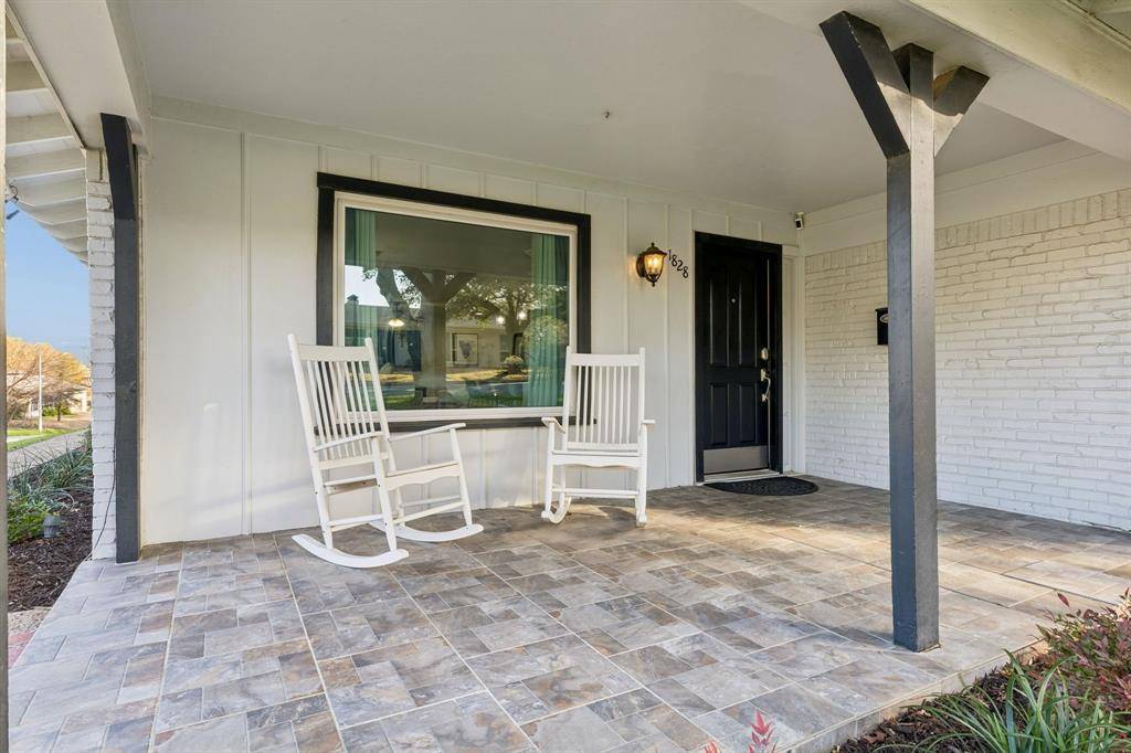 1828 Ems Road E, Fort Worth, TX 76116