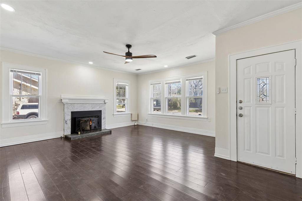 1401 Bolivar Street, Denton, TX 76201