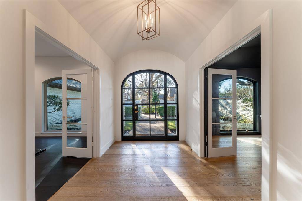 5702 Bent Trail, Dallas, TX 75248