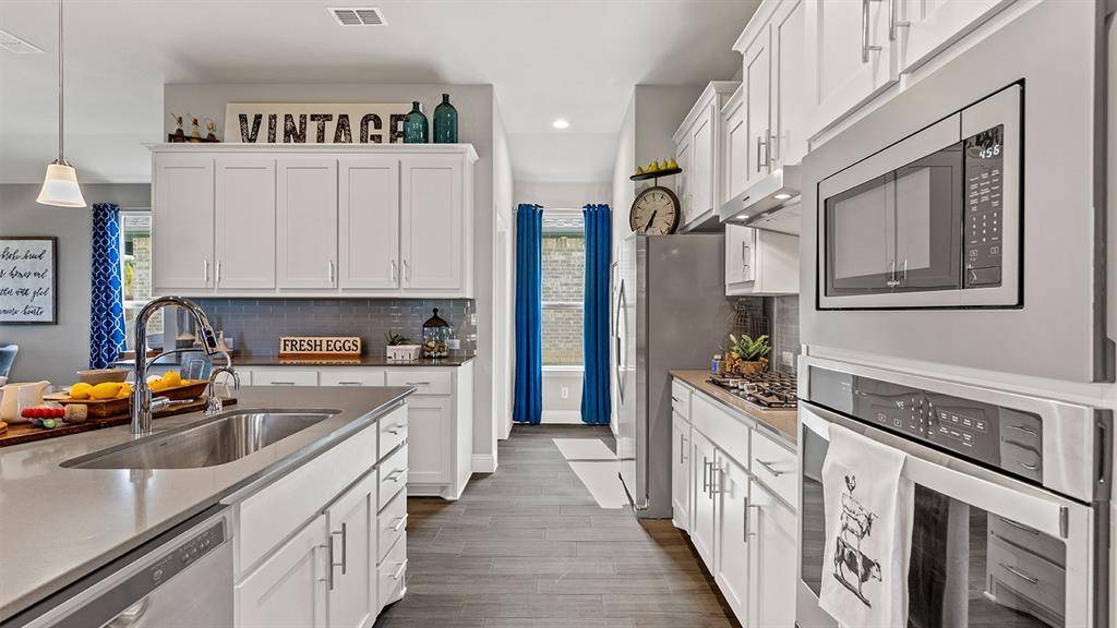 2713 FLYCATCHER Drive, Denton, TX 76205