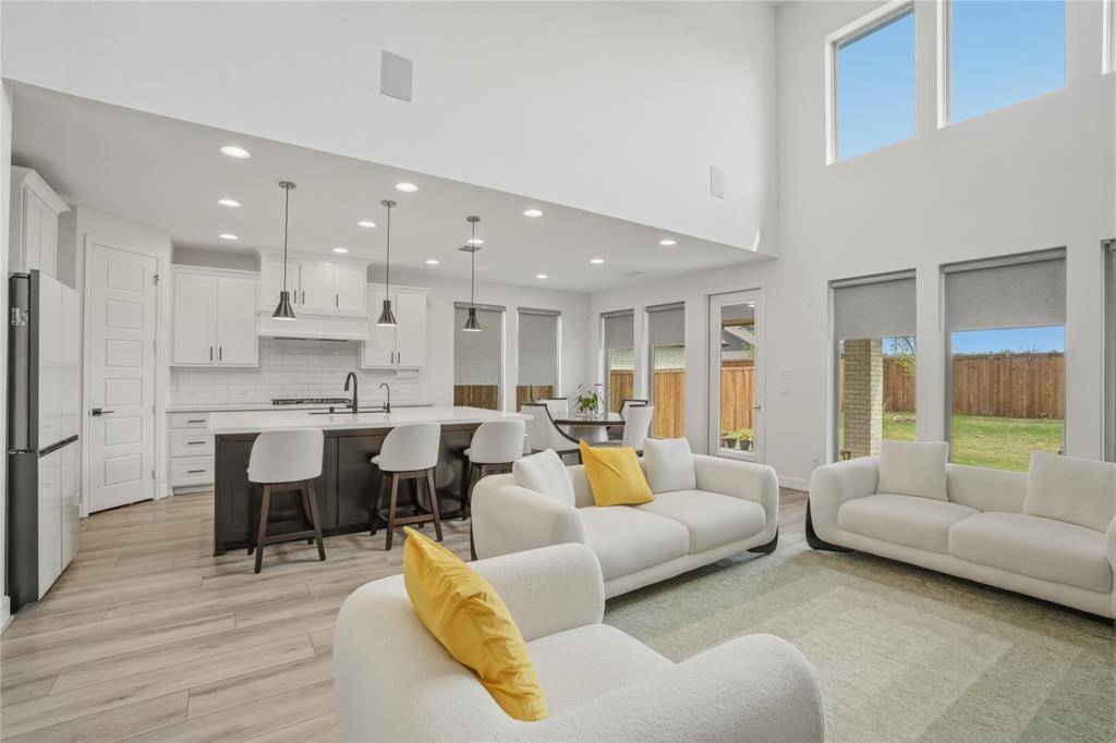 908 Maple Leaf Lane, Haslet, TX 76052