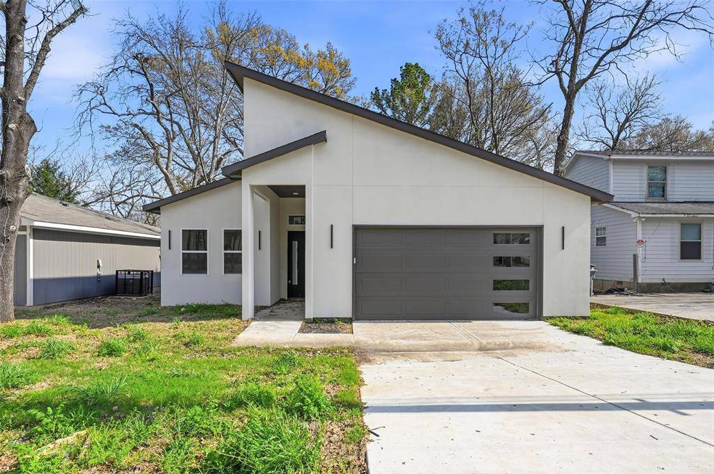 2215 Ben Hur Street, Dallas, TX 75253