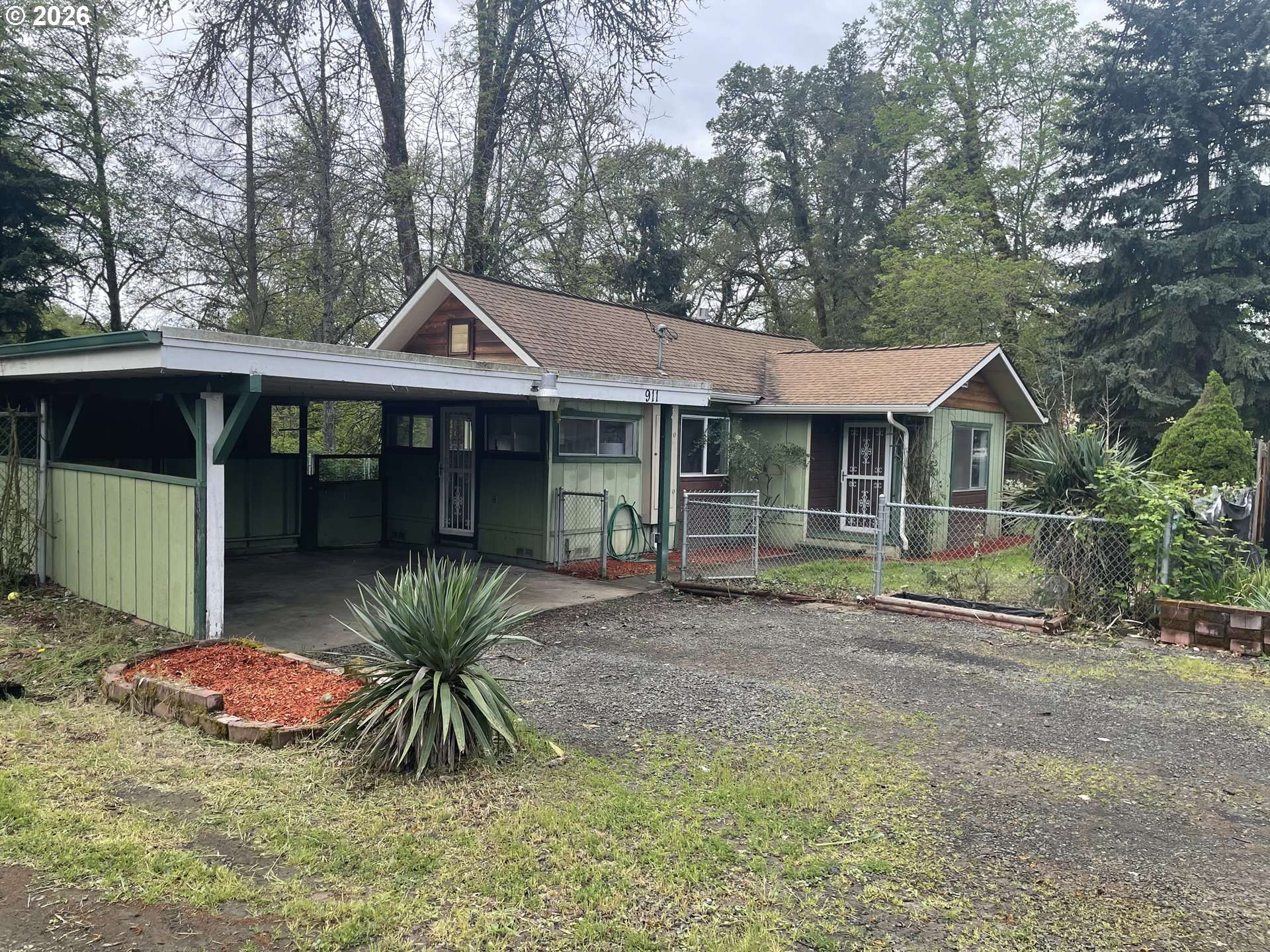 911 NE NEWTON CREEK RD, Roseburg, OR 97470