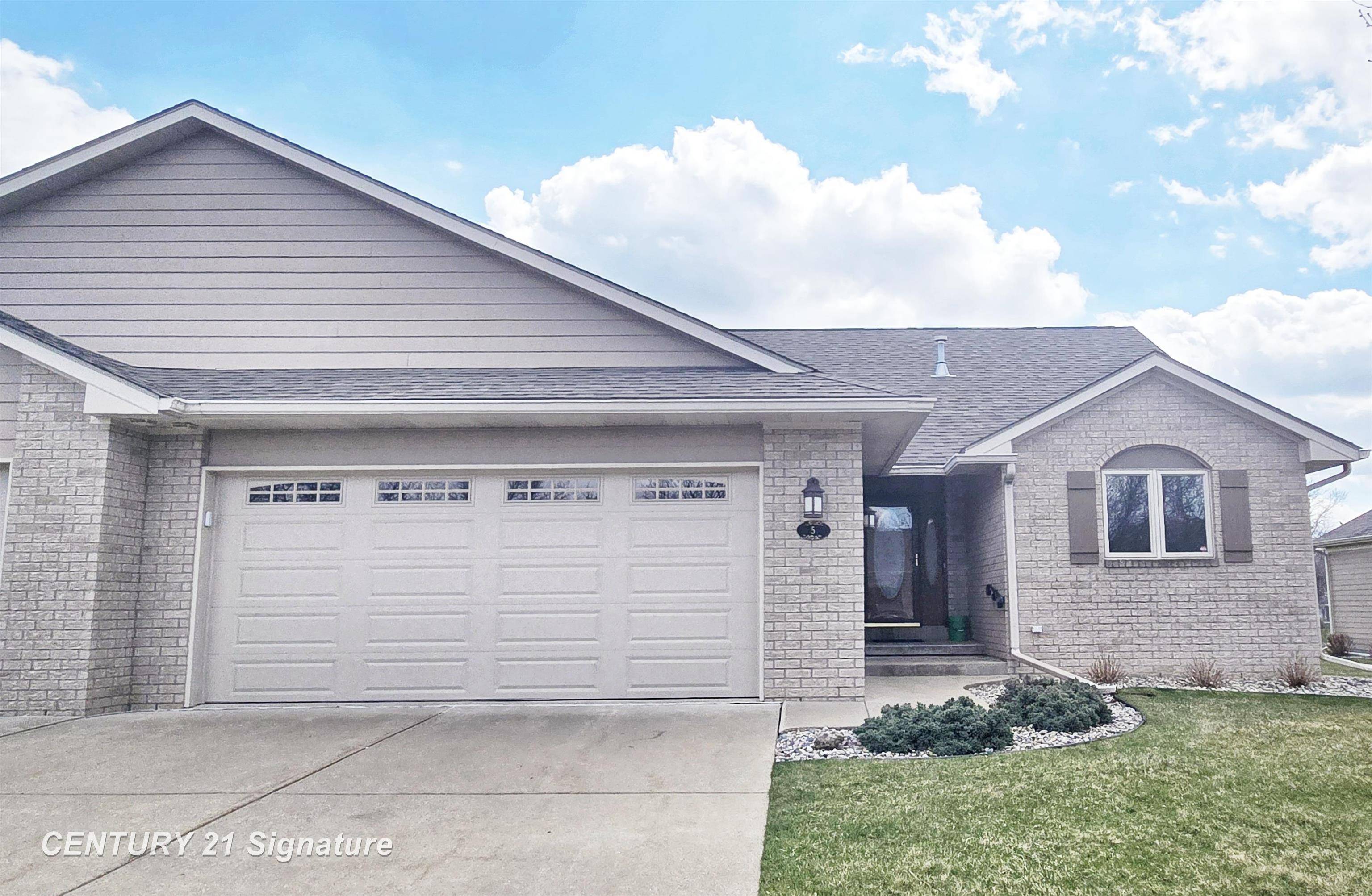 5 Logmark PL, Saginaw Twp, MI 48603