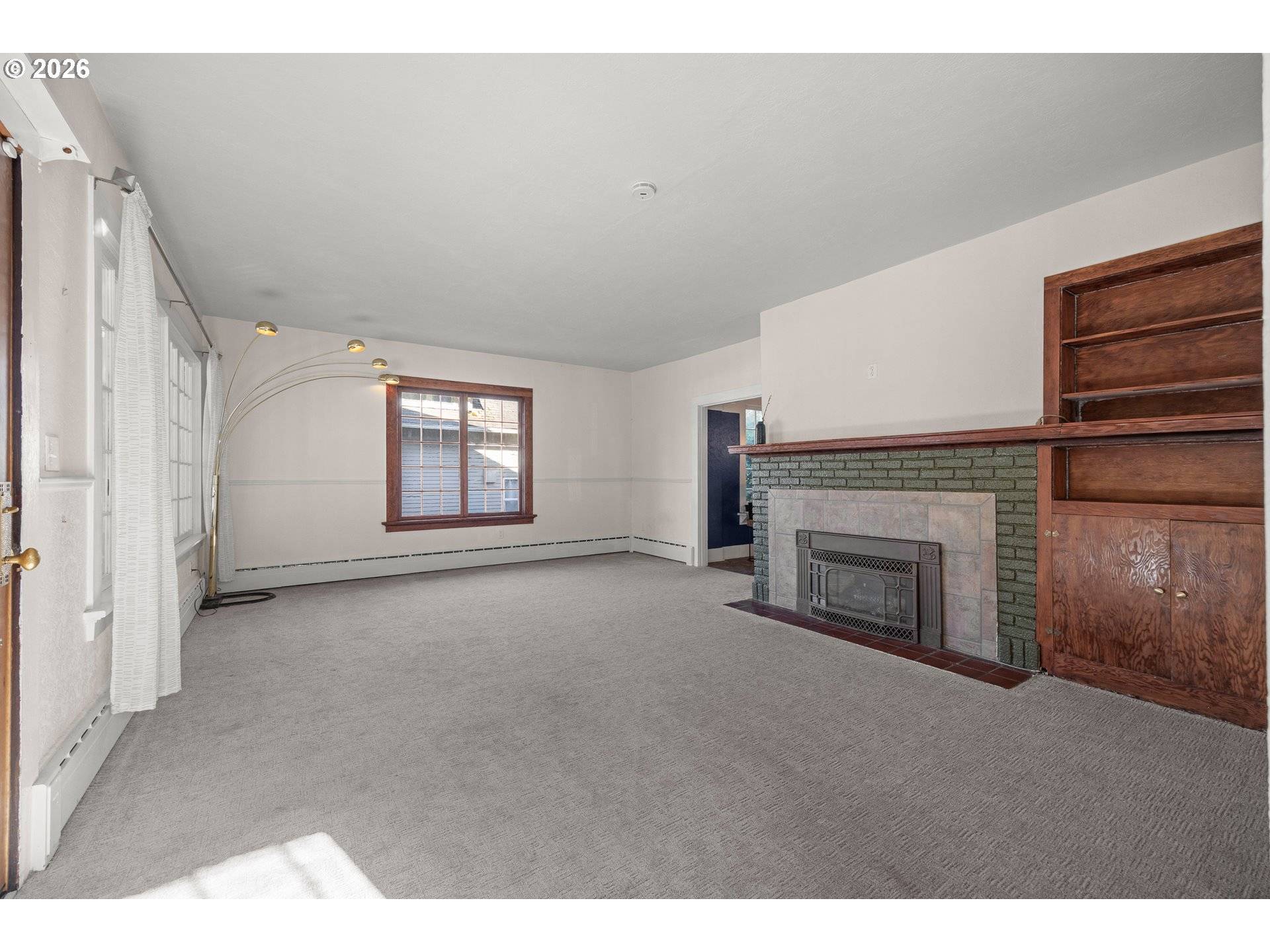 1131 COMMERCIAL AVE, Coos Bay, OR 97420