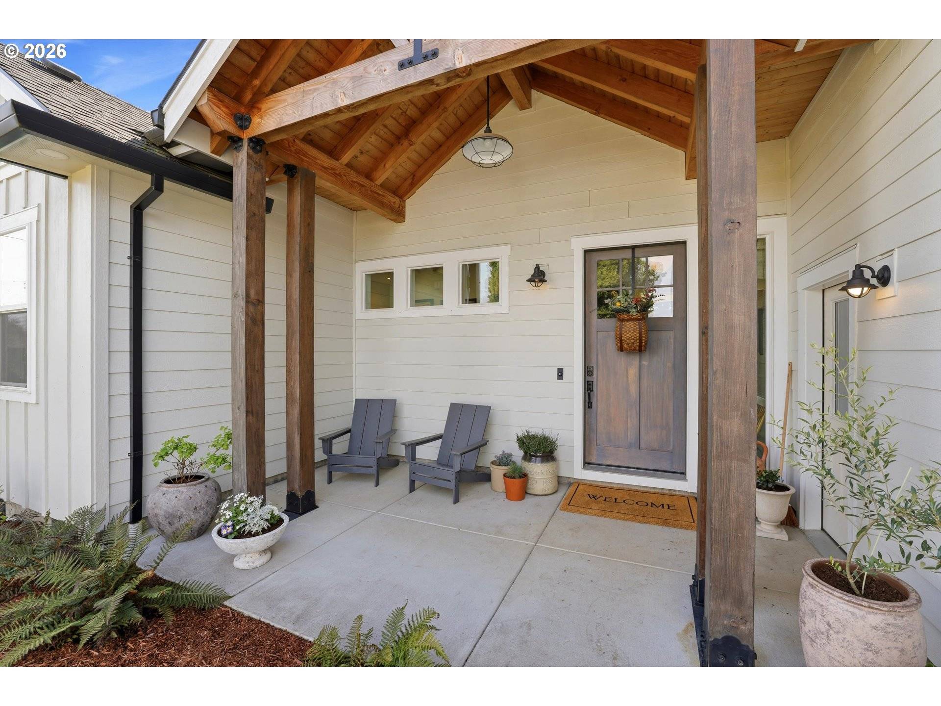 19065 NE BEAVER LN, Aurora, OR 97002