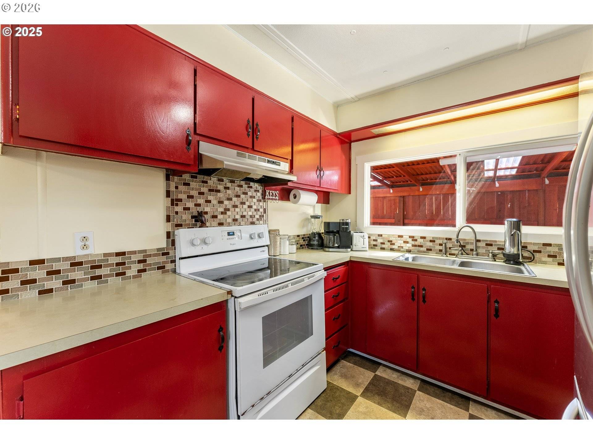8951 SE FULLER RD #7, Happy Valley, OR 97086