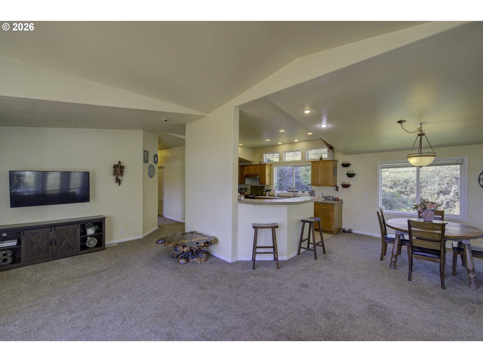 47 N NEMAH RD, South Bend, WA 98586