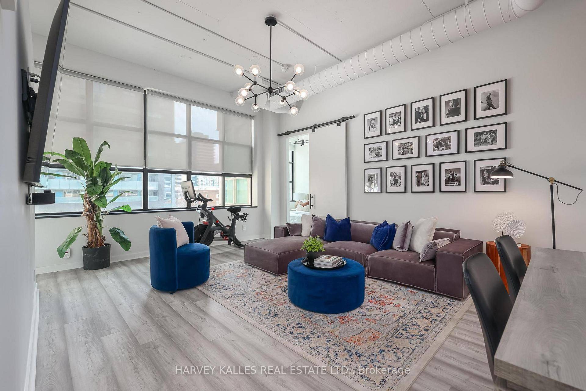 188 Eglinton AVE E #412, Toronto C10, ON M4P 2X7